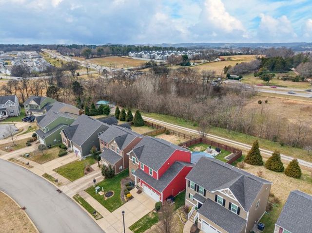 2620 Bluffton Ln, Columbia, TN 38401