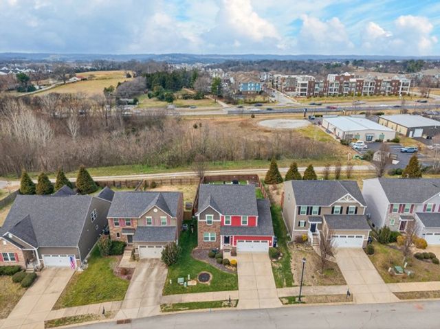 2620 Bluffton Ln, Columbia, TN 38401