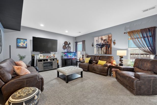 2620 Bluffton Ln, Columbia, TN 38401