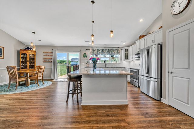 915 Morewood RD, Hardy, VA 24101