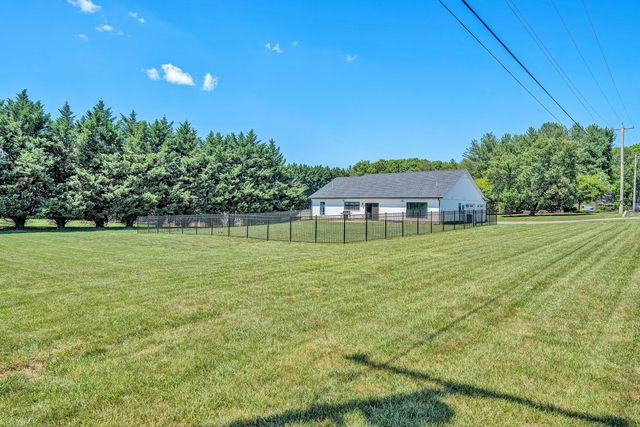 915 Morewood RD, Hardy, VA 24101