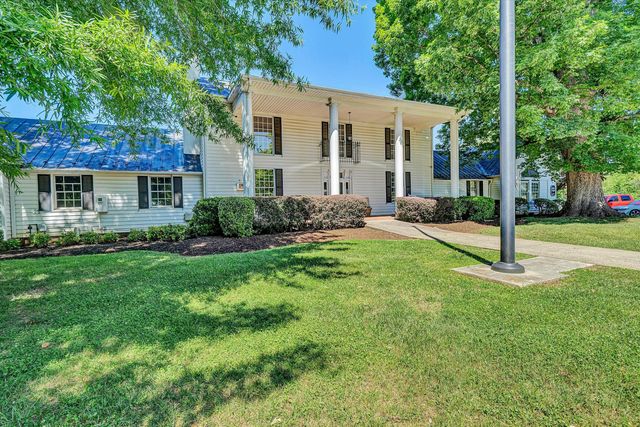 915 Morewood RD, Hardy, VA 24101