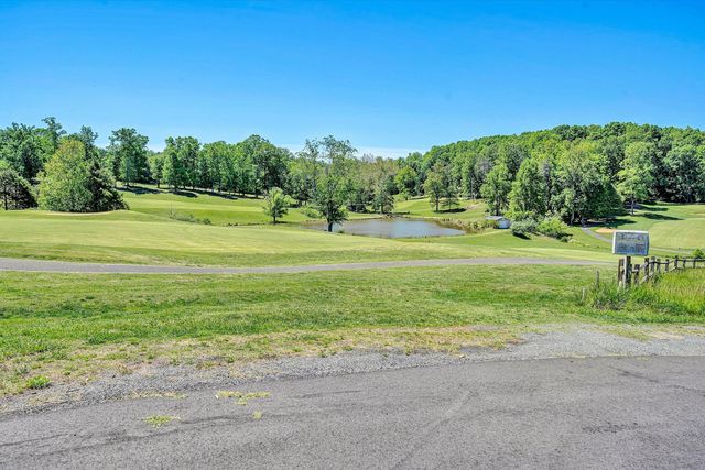 915 Morewood RD, Hardy, VA 24101