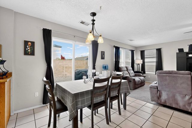 10815 McMichael Lane SW, Albuquerque, NM 87121