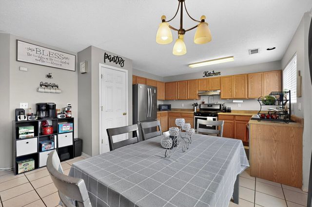 10815 McMichael Lane SW, Albuquerque, NM 87121