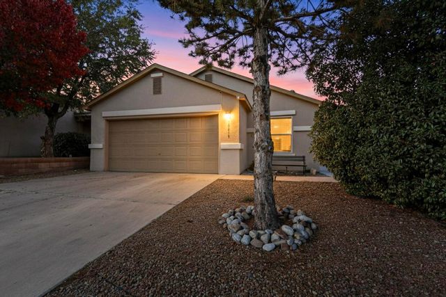 10815 McMichael Lane SW, Albuquerque, NM 87121