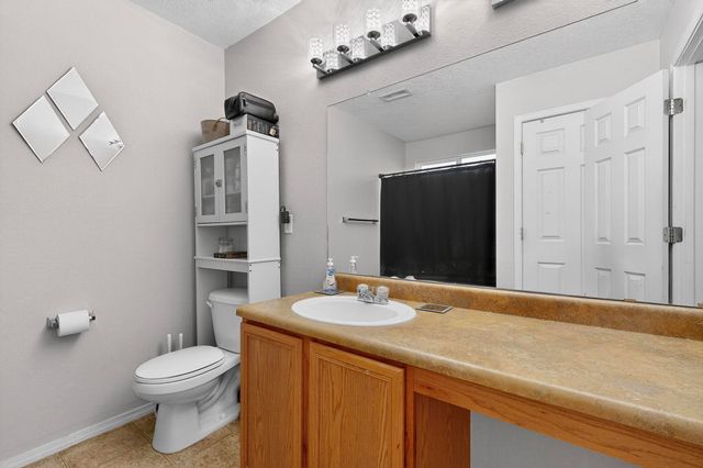 10815 McMichael Lane SW, Albuquerque, NM 87121