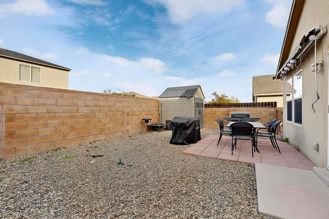 10815 McMichael Lane SW, Albuquerque, NM 87121