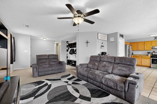 10815 McMichael Lane SW, Albuquerque, NM 87121