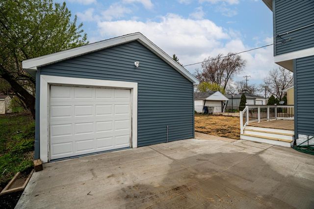 3625 S 88th STREET, Milwaukee, WI 53228
