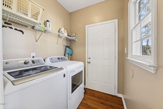 112 Del Rio Drive, Cary, NC 27519