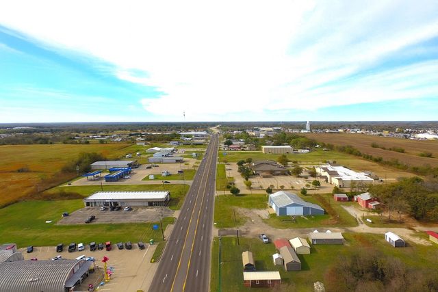 766 E Quinlan Parkway, Quinlan, TX 75474