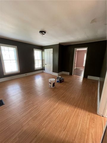 33 Capitol Street, Auburn, NY 13021