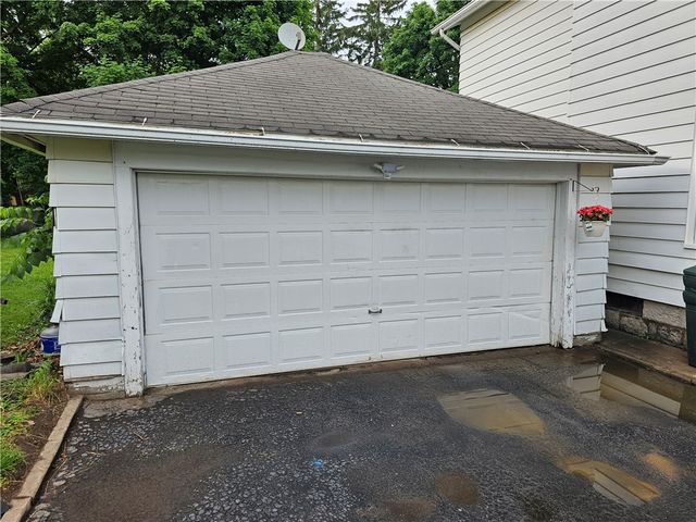 33 Capitol Street, Auburn, NY 13021