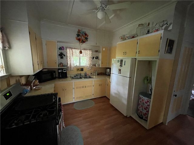 33 Capitol Street, Auburn, NY 13021
