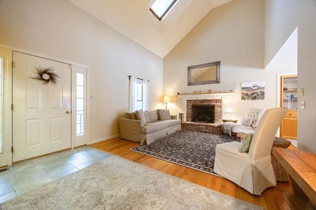 17 Ches Mae Lane, Milford, NH 03055