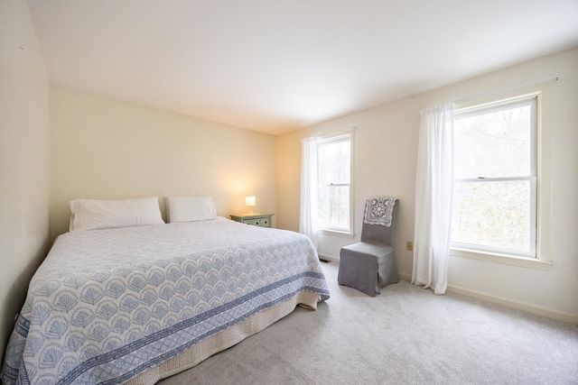 17 Ches Mae Lane, Milford, NH 03055