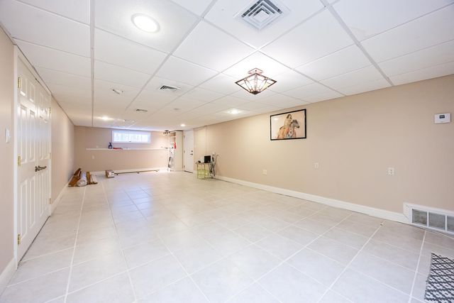 17 Ches Mae Lane, Milford, NH 03055