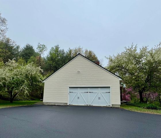 17 Ches Mae Lane, Milford, NH 03055