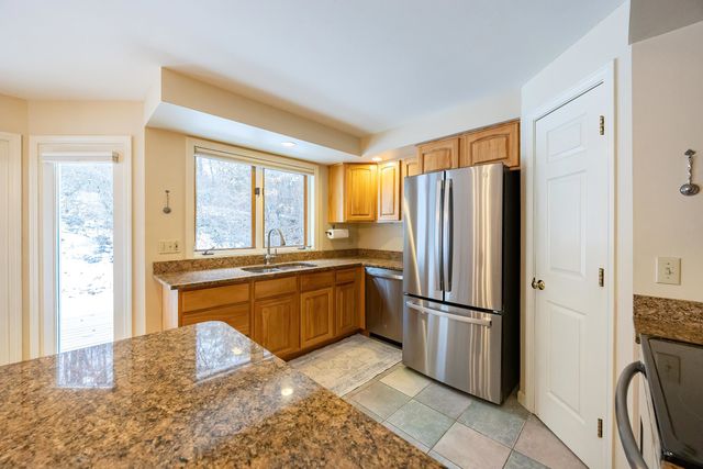 17 Ches Mae Lane, Milford, NH 03055