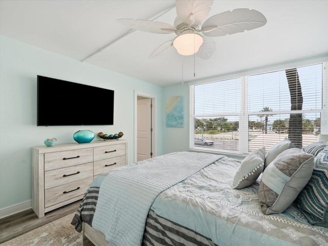 14800 GULF BOULEVARD 207, Madeira Beach, FL 33708