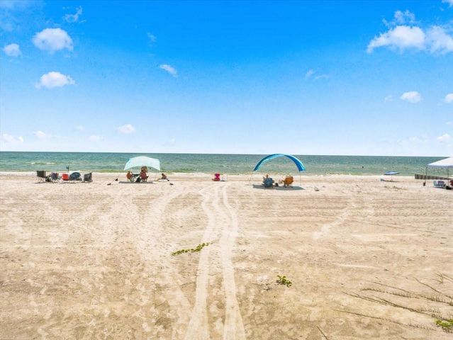 14800 GULF BOULEVARD 207, Madeira Beach, FL 33708
