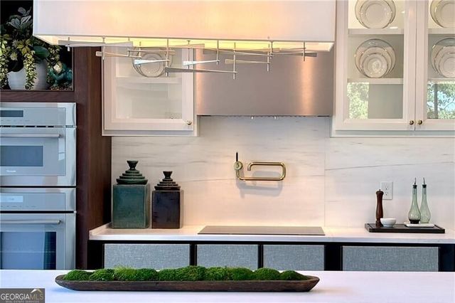 2575 Peachtree Road NE 7G, Atlanta, GA 30305