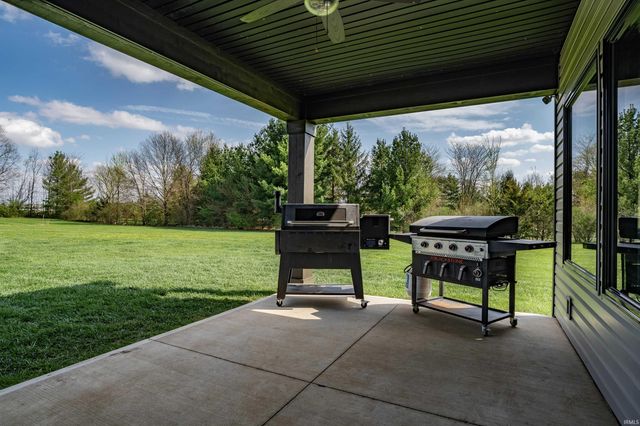 12757 S West County Line Road, Roanoke, IN 46783