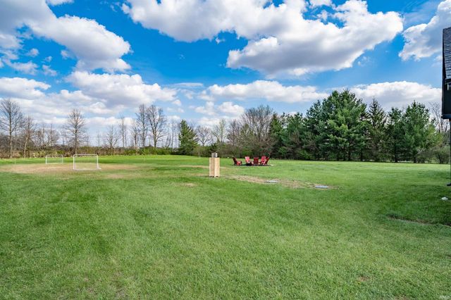 12757 S West County Line Road, Roanoke, IN 46783