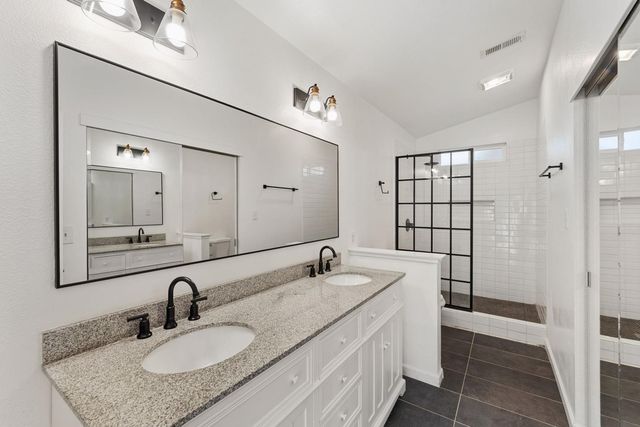 7507 Deltawind Dr, Sacramento, CA 95831