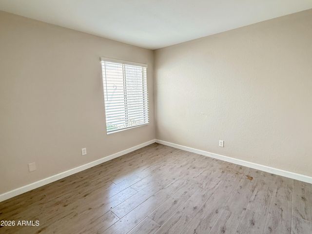 2605 W Willow Avenue, Phoenix, AZ 85029