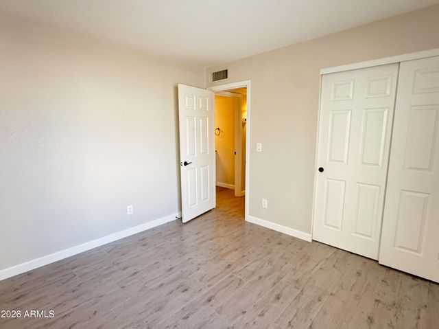 2605 W Willow Avenue, Phoenix, AZ 85029