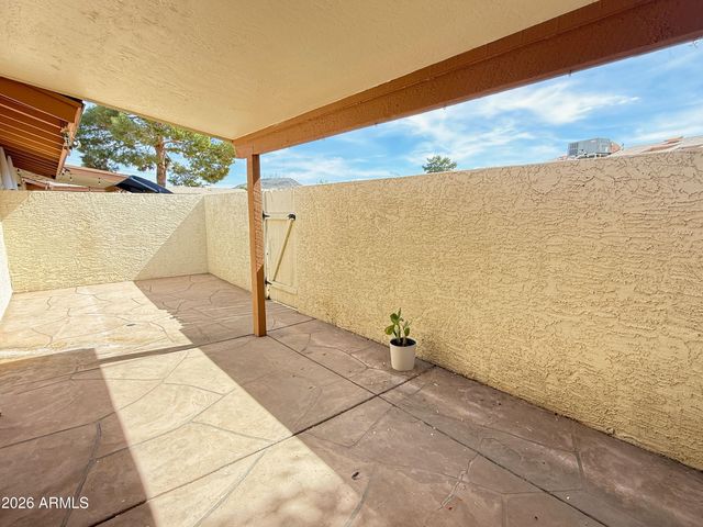 2605 W Willow Avenue, Phoenix, AZ 85029