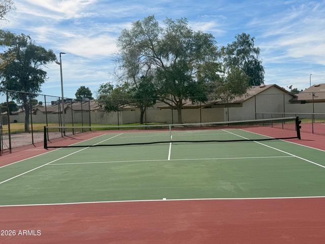 2605 W Willow Avenue, Phoenix, AZ 85029