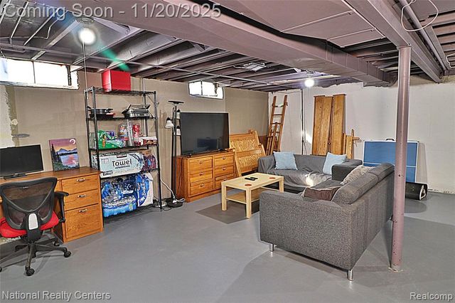 2863 Columbia Road, Berkley, MI 48072