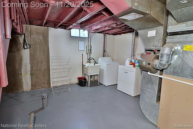 2863 Columbia Road, Berkley, MI 48072