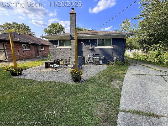 2863 Columbia Road, Berkley, MI 48072