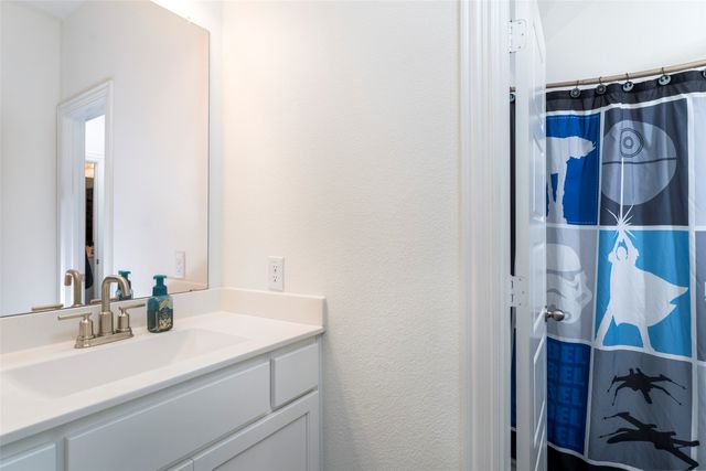 2302 Royal Dove Lane, Mansfield, TX 76063