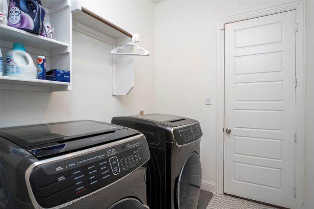 2302 Royal Dove Lane, Mansfield, TX 76063