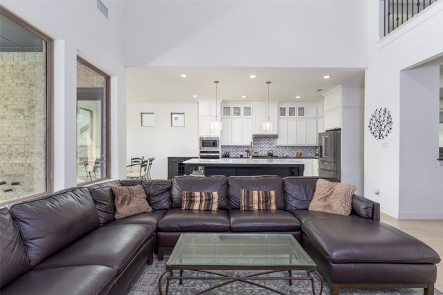 2302 Royal Dove Lane, Mansfield, TX 76063