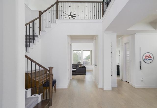 2302 Royal Dove Lane, Mansfield, TX 76063