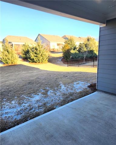 5148 Golden Oak Cove, Gainesville, GA 30504