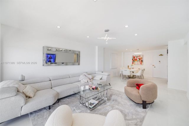 1950 S Ocean Dr 8J, Hallandale Beach, FL 33009