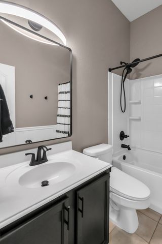 6548 Fairview Drive, Watauga, TX 76148