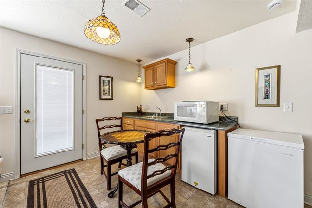 9847 Fort Myers Parkway 48, Portage, MI 49002