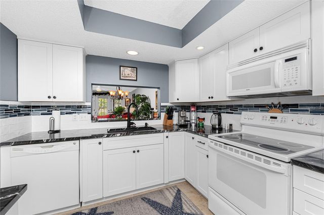 511 PINE HOLLOW CIRCLE 511, Englewood, FL 34223