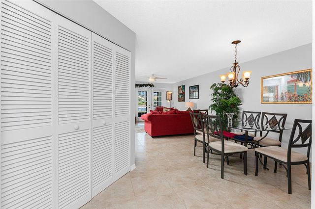 511 PINE HOLLOW CIRCLE 511, Englewood, FL 34223