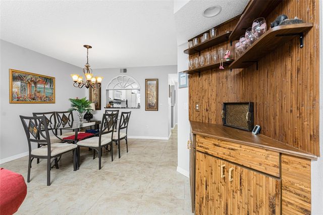 511 PINE HOLLOW CIRCLE 511, Englewood, FL 34223