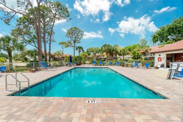 511 PINE HOLLOW CIRCLE 511, Englewood, FL 34223