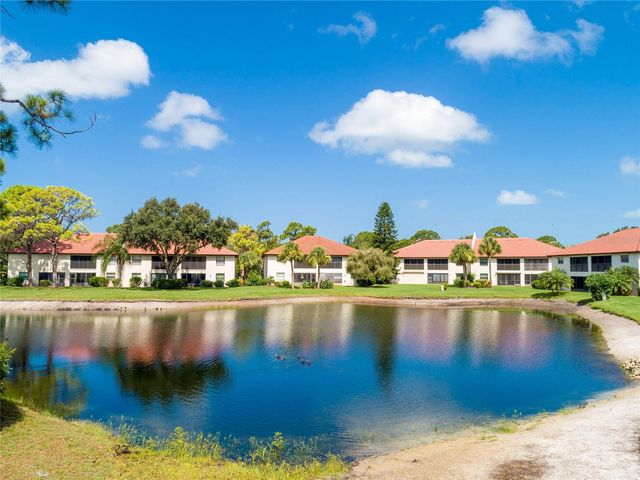 511 PINE HOLLOW CIRCLE 511, Englewood, FL 34223